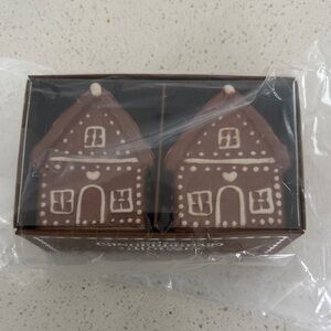 Pottery Barn Brown Gingerbread House Salt and Pepper Shakers NEW sealed package